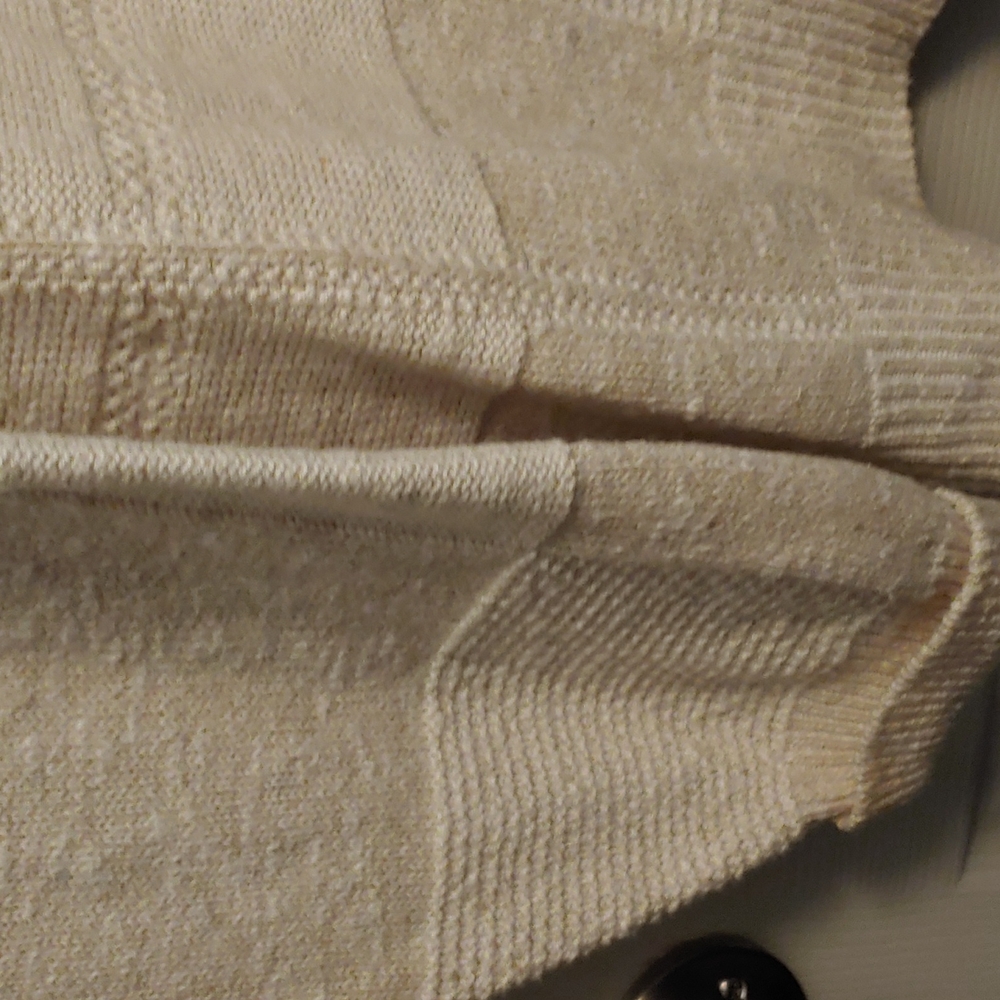 Sweater - Picture 3 of 5